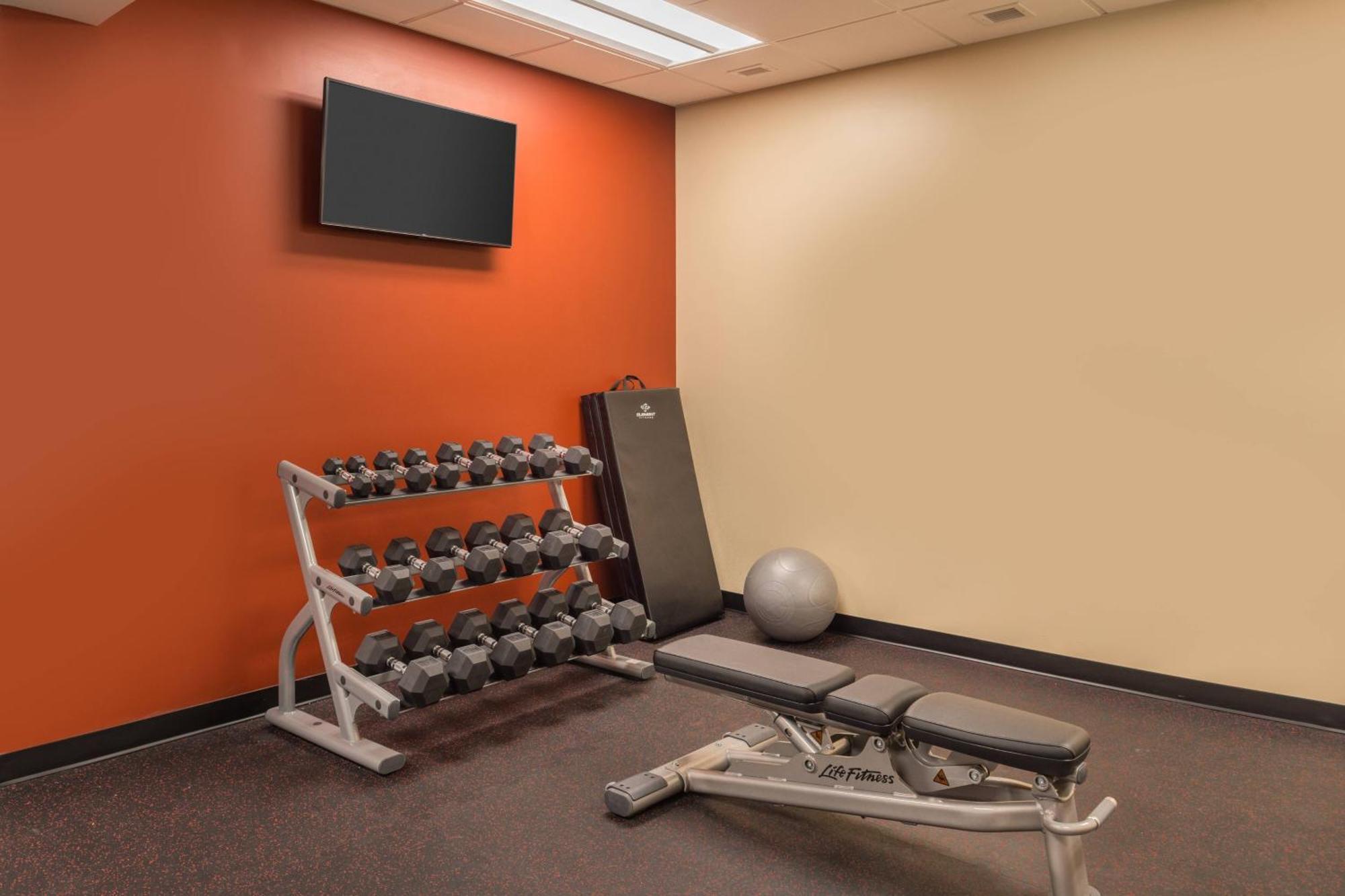 Towneplace Suites By Marriott New Hartford Eksteriør bilde