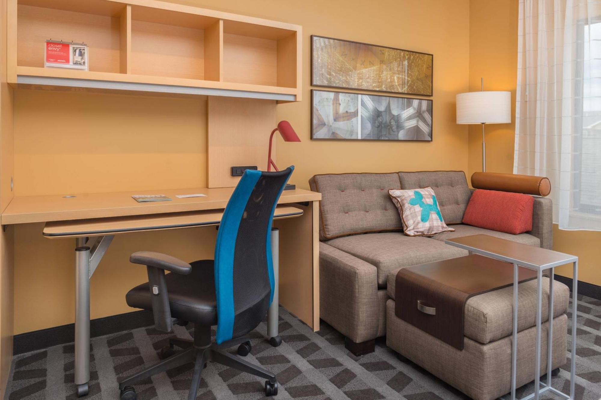 Towneplace Suites By Marriott New Hartford Eksteriør bilde