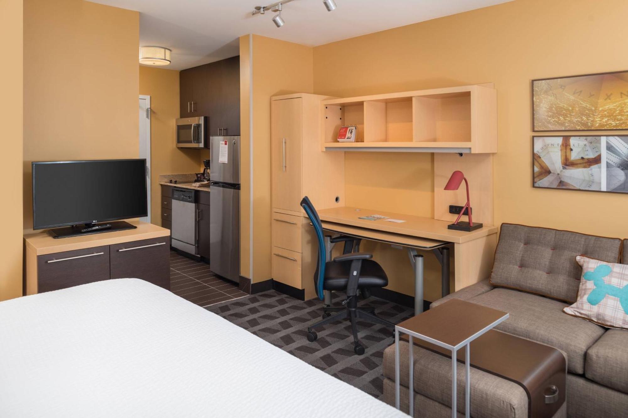 Towneplace Suites By Marriott New Hartford Eksteriør bilde