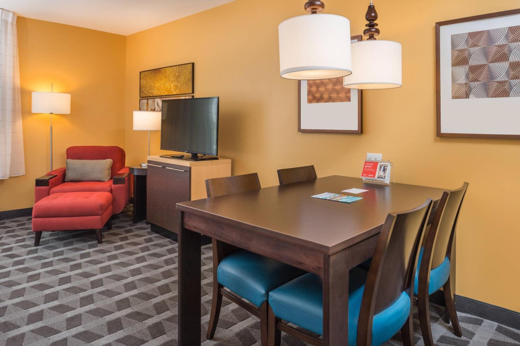 Towneplace Suites By Marriott New Hartford Eksteriør bilde