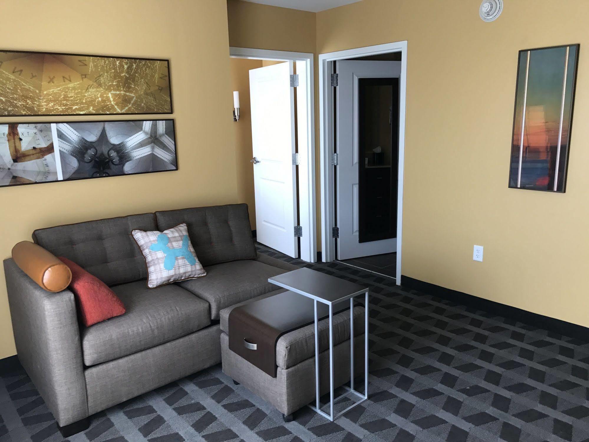 Towneplace Suites By Marriott New Hartford Eksteriør bilde