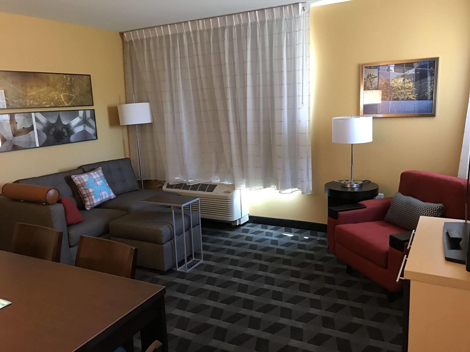 Towneplace Suites By Marriott New Hartford Eksteriør bilde